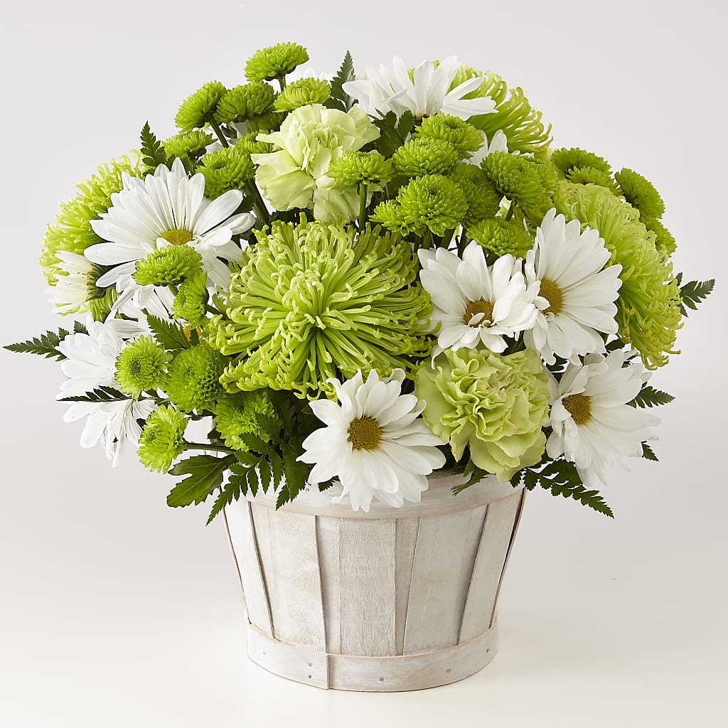 Lucky Charm Basket (Standard) – Realm Of Blooms, Carnegie PA