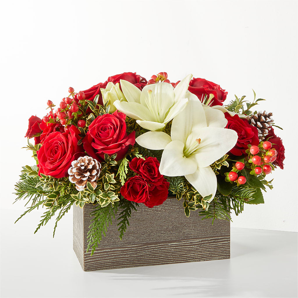 Snowy Wonderland Bouquet – Realm Of Blooms, Carnegie PA
