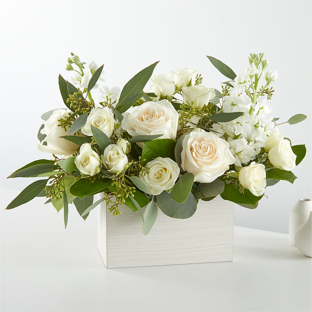Fresh Linen Box Bouquet – Realm Of Blooms, Carnegie PA
