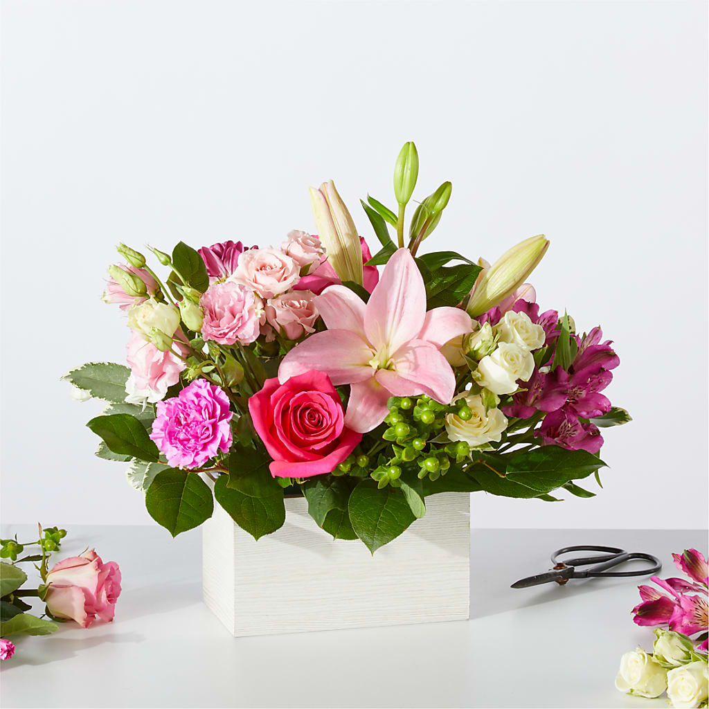 Sweetberry Box – A Florist Original – Realm Of Blooms, Carnegie PA