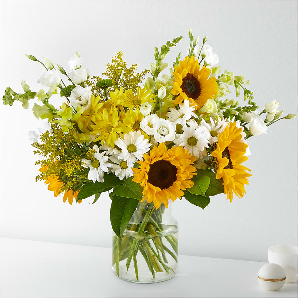 Hello Sunshine Bouquet – Realm Of Blooms, Carnegie PA