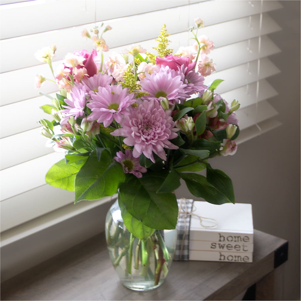 Pastel Tradition - A Florist Original – Realm Of Blooms, Carnegie PA