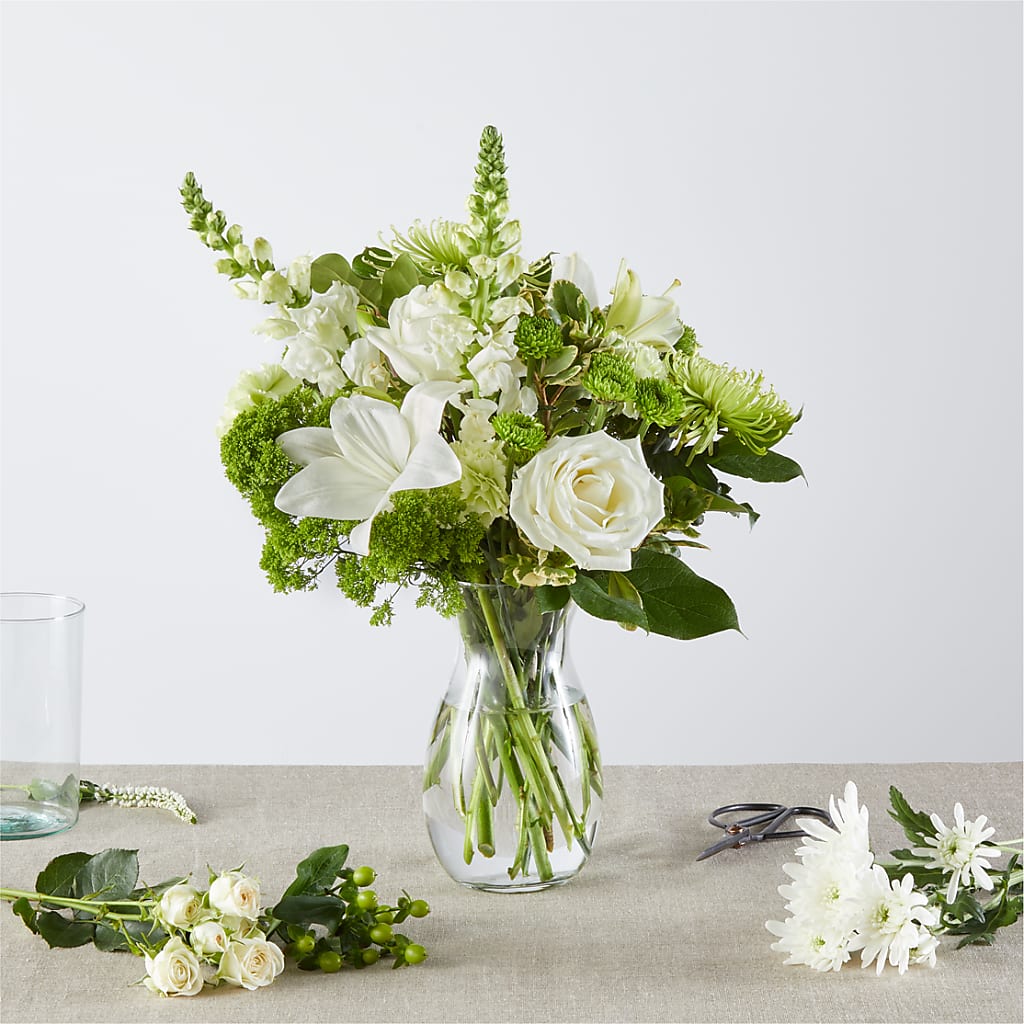 Irish Garden - A Florist Original – Realm Of Blooms, Carnegie PA