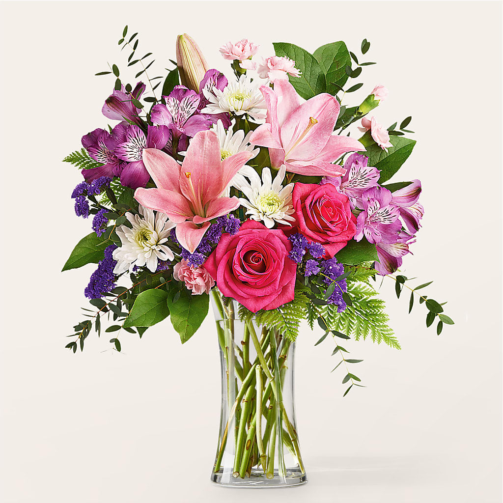 Lace & Pearls Bouquet – Realm Of Blooms, Carnegie PA