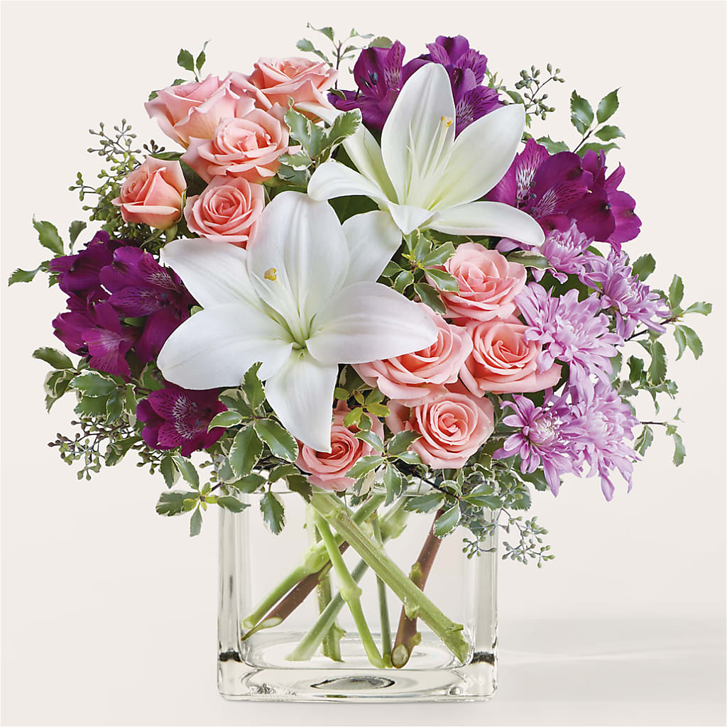 Mani Pedi Bouquet – Realm Of Blooms, Carnegie PA