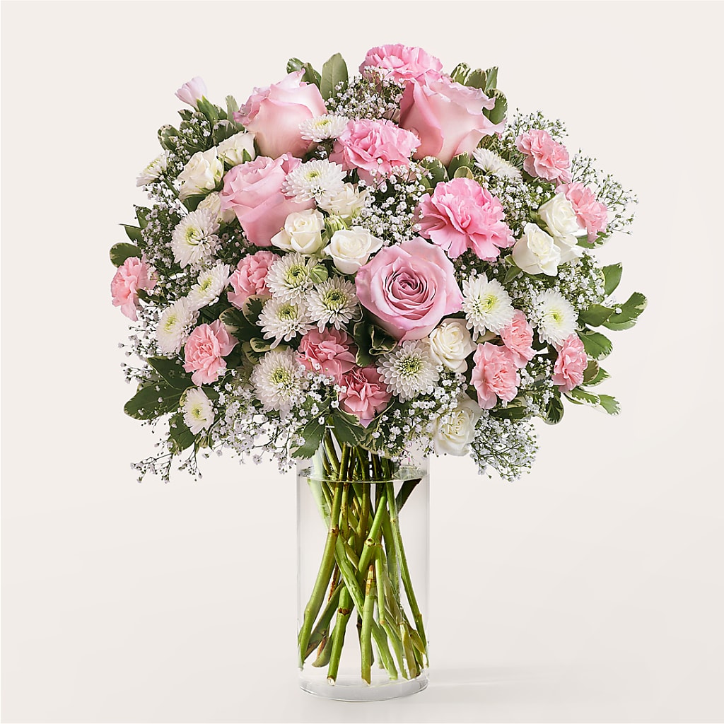 Vintage Glamour Bouquet – Realm Of Blooms, Carnegie PA