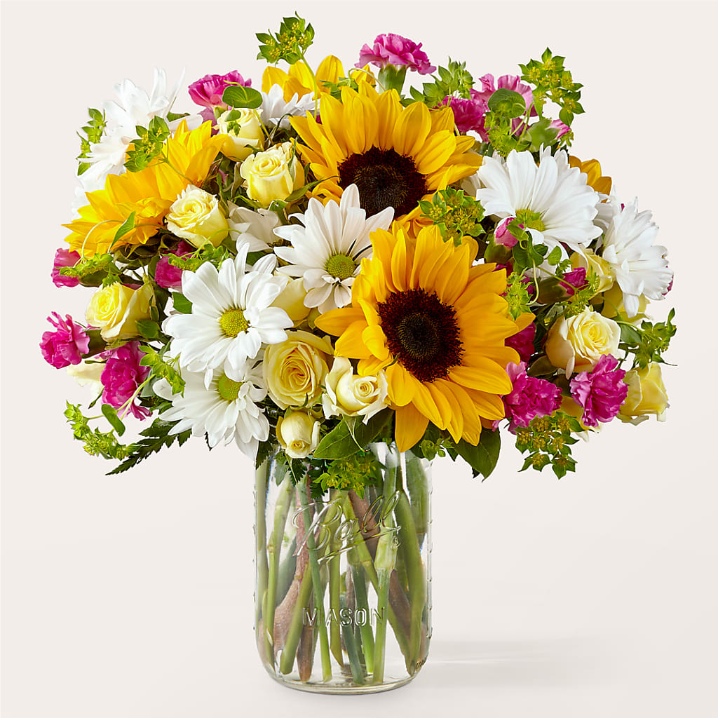 Aglow Bouquet – Realm Of Blooms, Carnegie PA