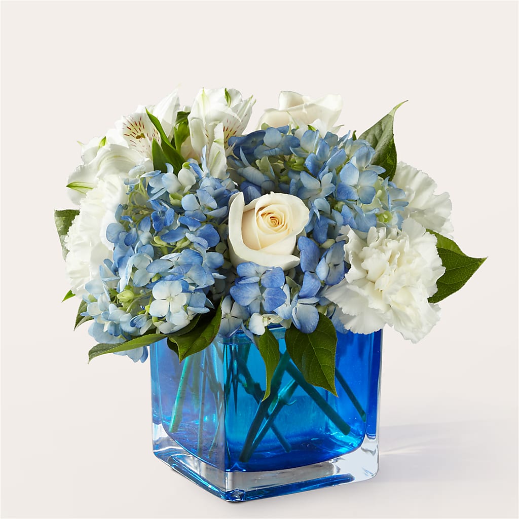 Soothing Waters Bouquet – Realm Of Blooms, Carnegie PA