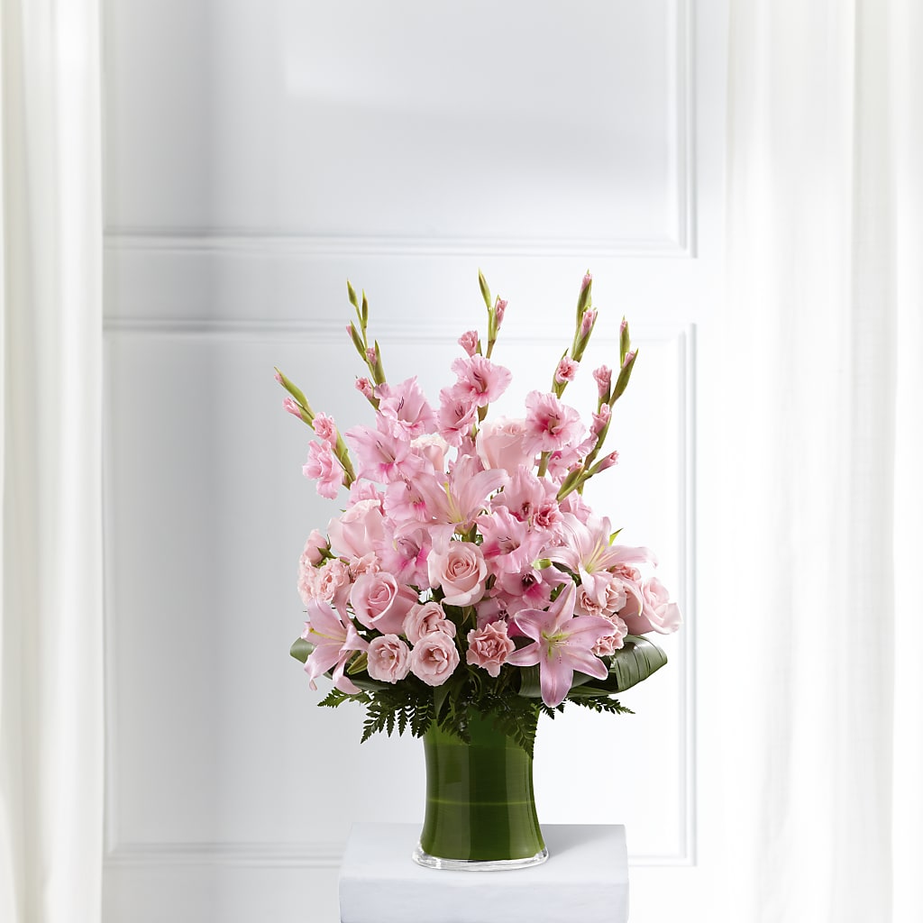 Lovely Tribute Bouquet – Realm Of Blooms, Carnegie PA