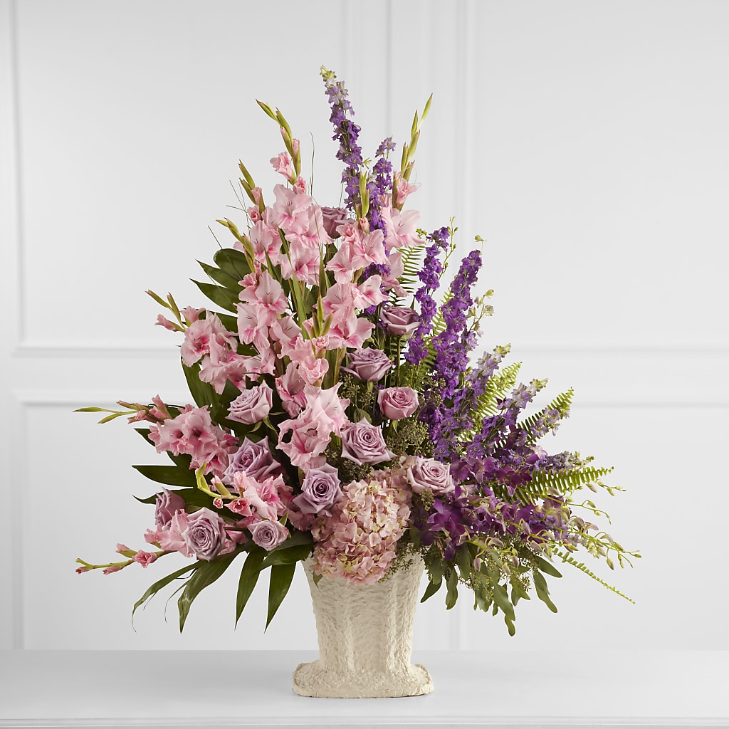 Flowing Garden Arrangement – Realm Of Blooms, Carnegie PA