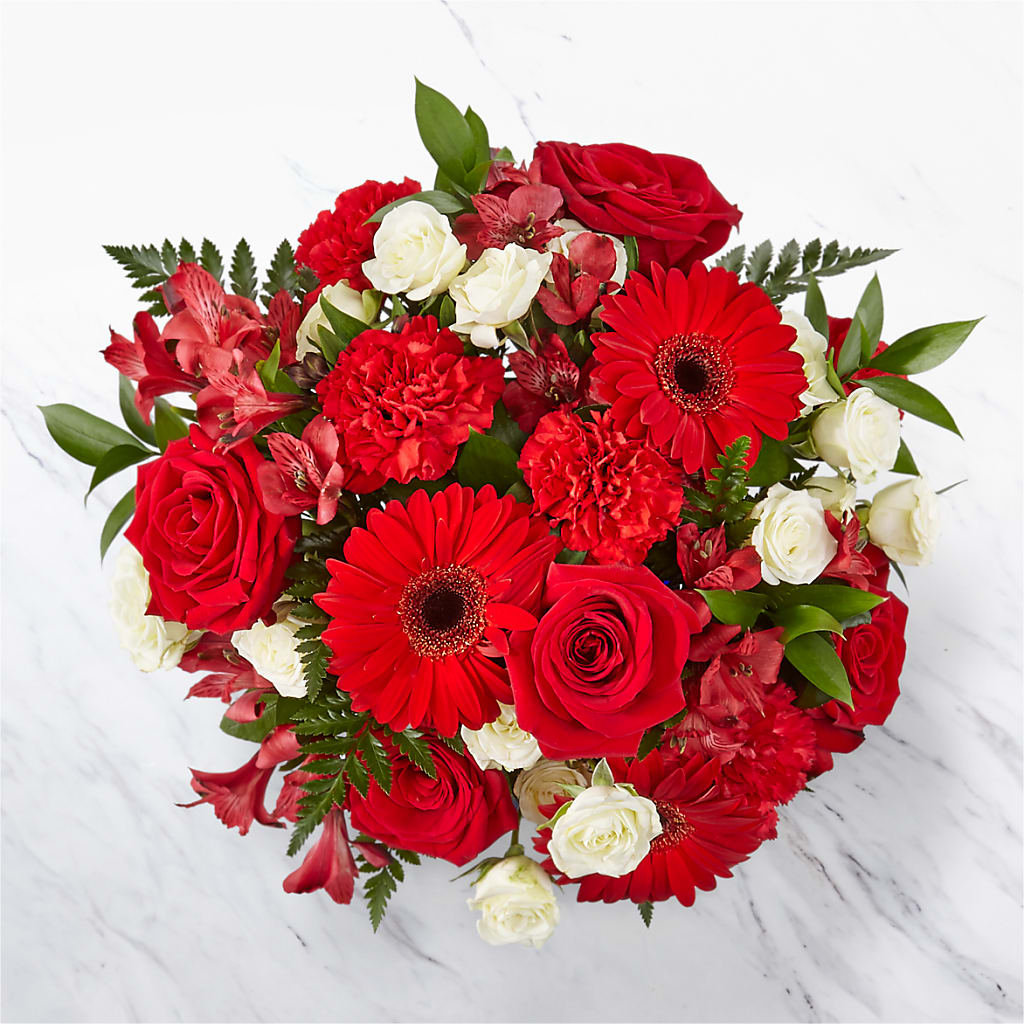 Hearts Embrace Bouquet – Realm Of Blooms, Carnegie PA