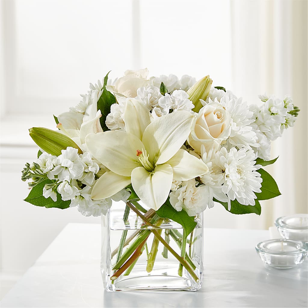 Gentle Breeze Bouquet – Realm Of Blooms, Carnegie PA