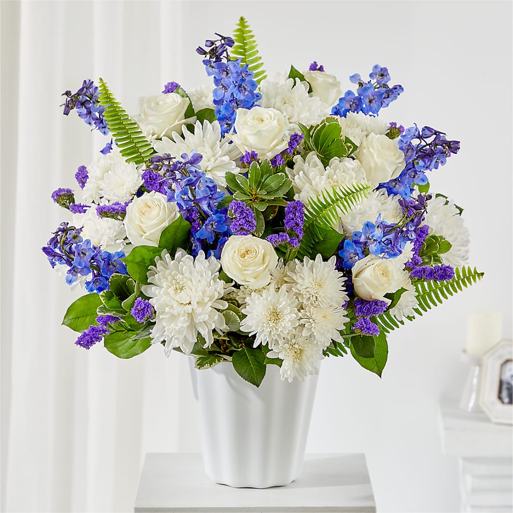 Hold Dear Tabletop Basket – Realm Of Blooms, Carnegie PA