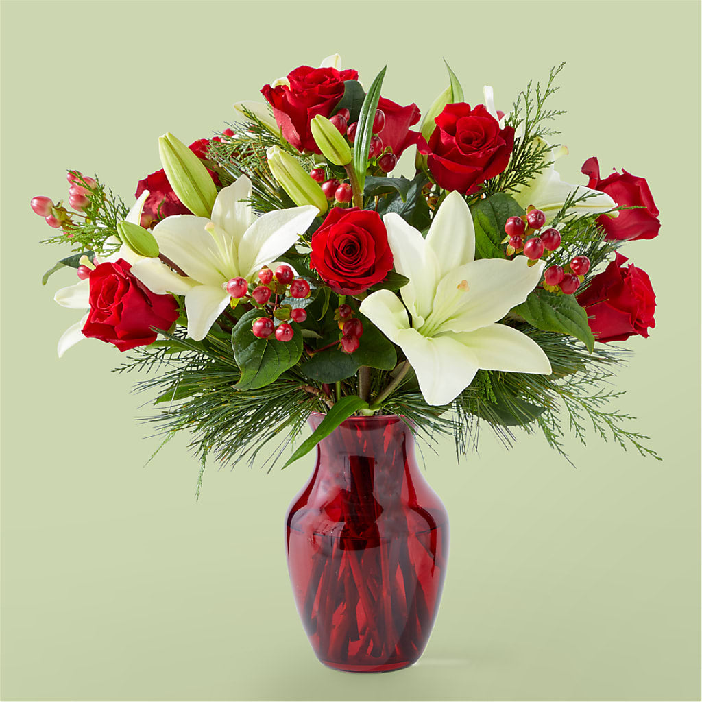 Evergreen Delight Bouquet – Realm Of Blooms, Carnegie PA
