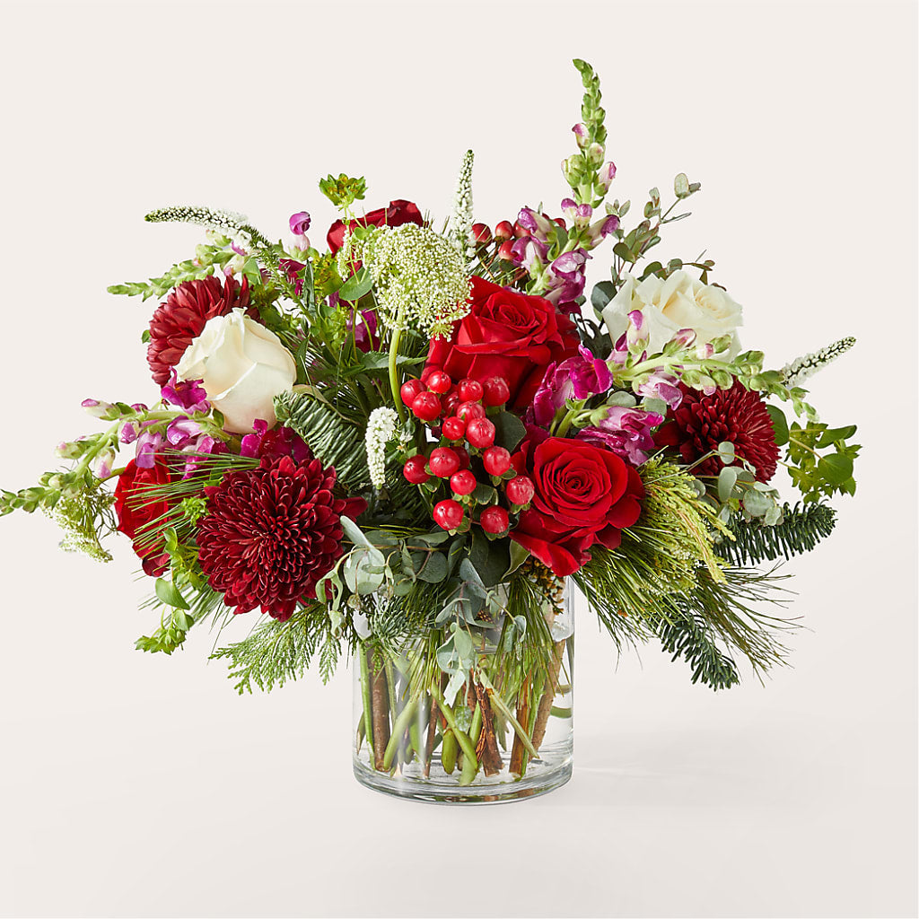 Cranberry Fizz Bouquet – Realm Of Blooms, Carnegie PA