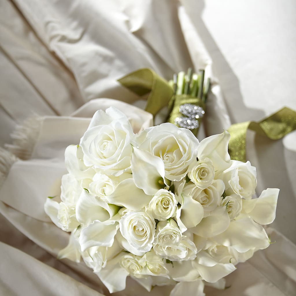 Serene Highness Bouquet – Realm Of Blooms, Carnegie PA