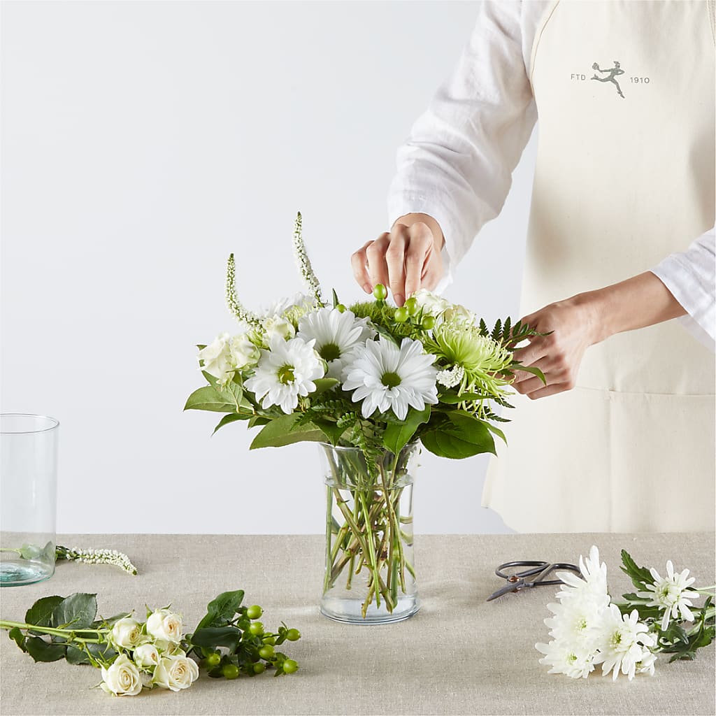 Irish Garden - A Florist Original –  Realm Of Blooms, Carnegie PA