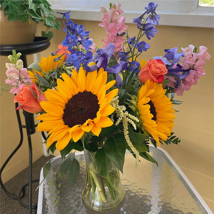Rays of Life Bouquet –  Realm Of Blooms, Carnegie PA