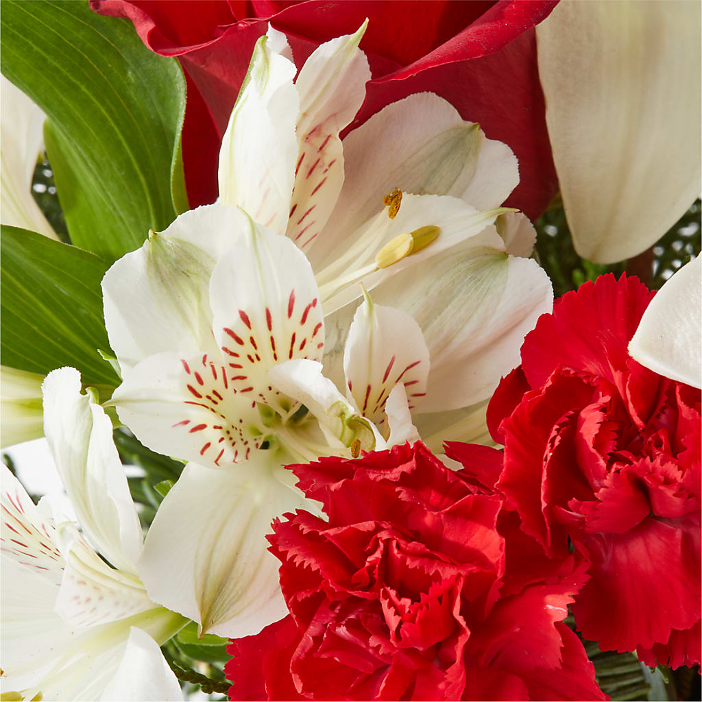 Holiday Season Bouquet –  Realm Of Blooms, Carnegie PA