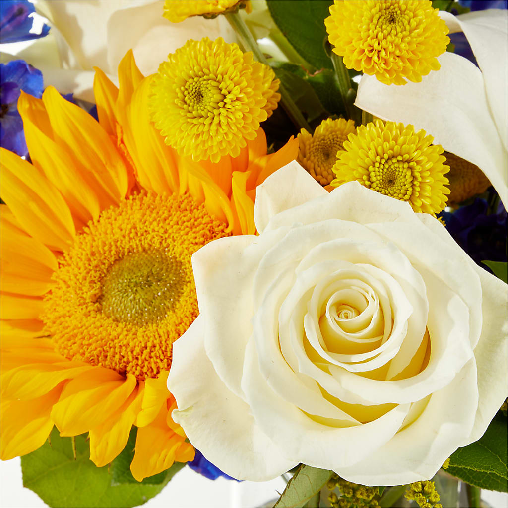 Stargazing Bouquet –  Realm Of Blooms, Carnegie PA